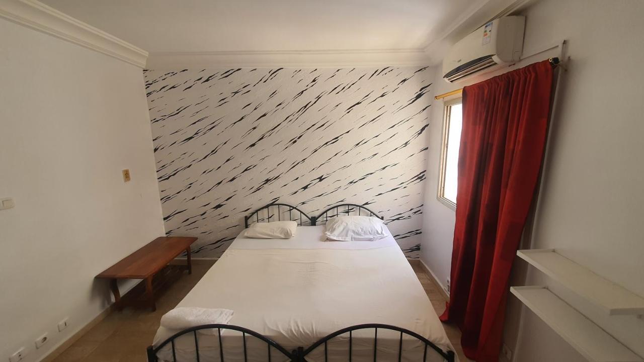 Bricos Appartement Sud Foire ダカール エクステリア 写真