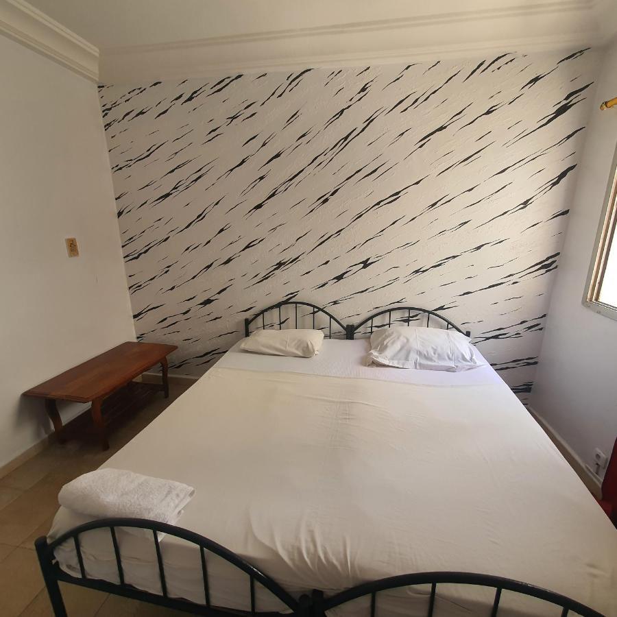 Bricos Appartement Sud Foire ダカール エクステリア 写真