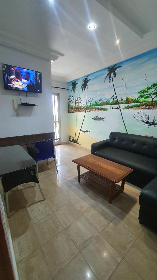 Bricos Appartement Sud Foire ダカール エクステリア 写真
