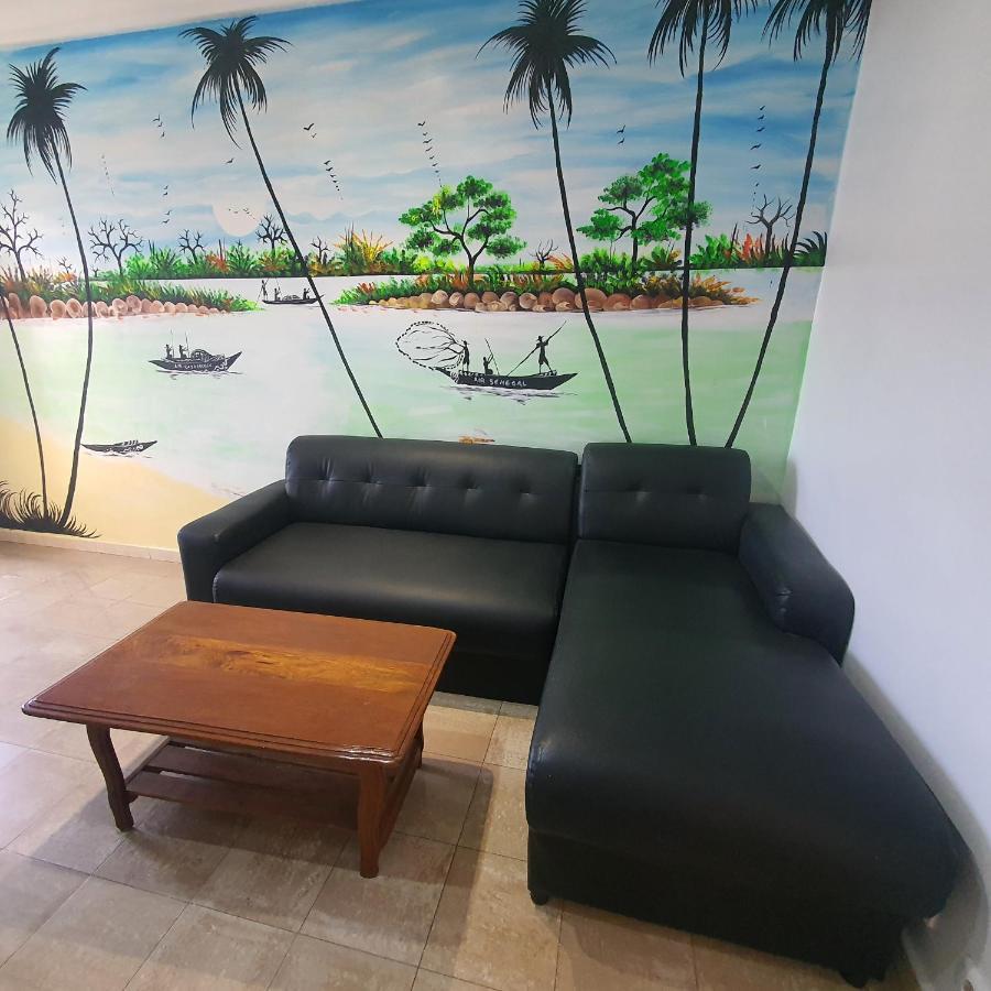 Bricos Appartement Sud Foire ダカール エクステリア 写真
